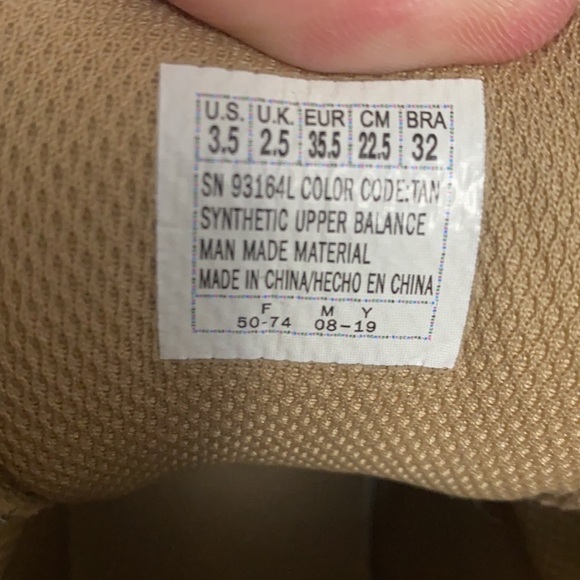 𝅺SKECHER Adventure boots sz 3.5 - Picture 3 of 9